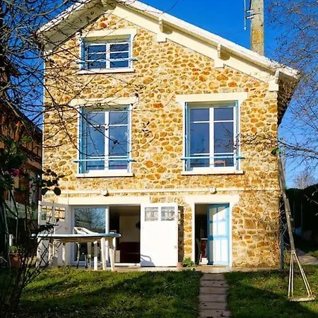 La Charmante Maison D'antan Villa *